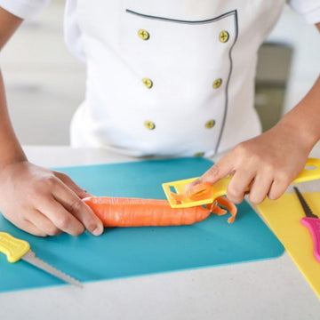 Safety Food Peeler - Your Capability Store