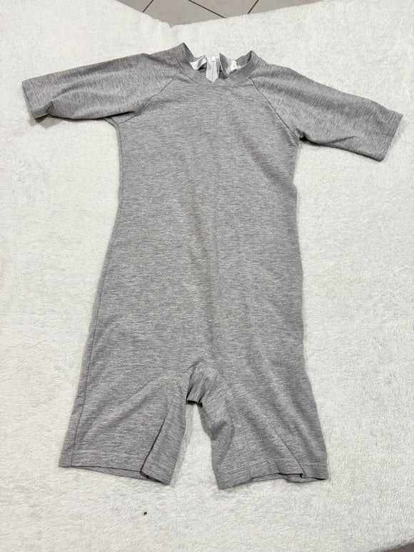 Short Sleeve Onesie with a Back Zip - Size 8 - Grey
