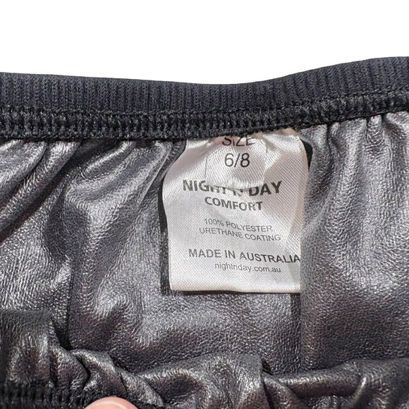 Night N Day Pilchers Size 6-8 Black