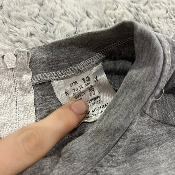 Long sleeve, Long leg Onesie - Size 10, Grey
