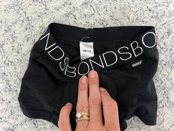 Bonds Incontinence BoyLeg Undies Size 4-6