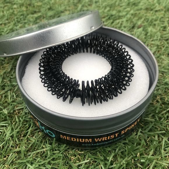 Kaiko Black Wrist Spikey
